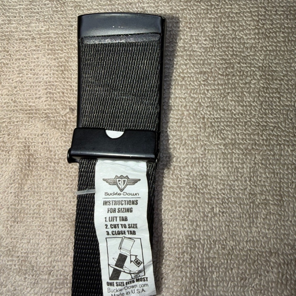 Buckle-Down Red Wonder Woman Belt - Picture 5 of 5